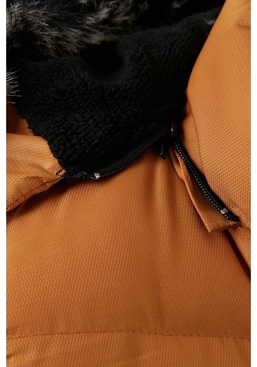 Buratti Slim Fit Suni Kürklü Peluş Astarlı Çıkarılabilir Kapüşonlu Şişme Erkek Mont 5761080 B Hardal Buratti Slim Fit Suni Kürklü Peluş Astarlı Çıkarılabilir Kapüşonlu Şişme Erkek Mont 5761080 B Hardal