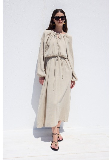 Manuka Bağlama Detaylı Muslin Elbise Kum Kum Rengi