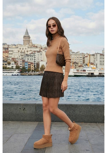 Lela Fitilli Regular Fit Balıkçı Yaka Soft Akrilik Bayan Kazak 4614102 Camel Lela Fitilli Regular Fit Balıkçı Yaka Soft Akrilik Bayan Kazak 4614102 Camel