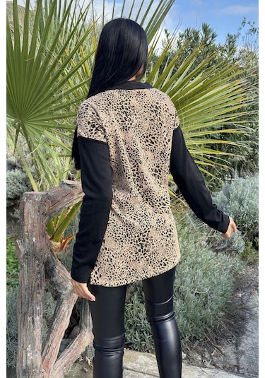 WeShaya Bej Leopar Desen, Siyah Cep Ve Kol Detaylı Yırtmaçlı Örme Hırka Leopar