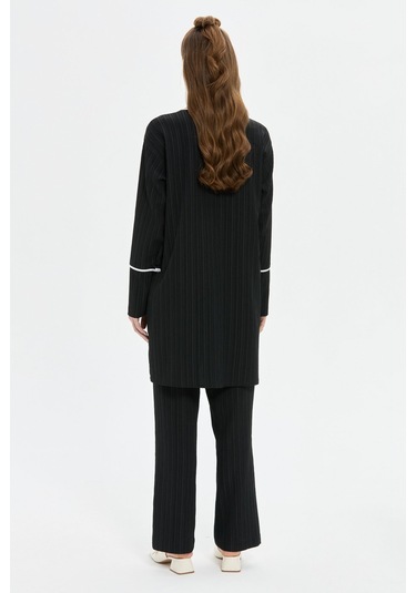 Biye Detaylı Pantolonlu Takım Siyah Siyah