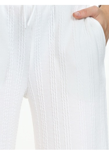 Denokids Kız Çocuk Geniş Paça Ekru Basic Eşofman Altı Renkli Ekru