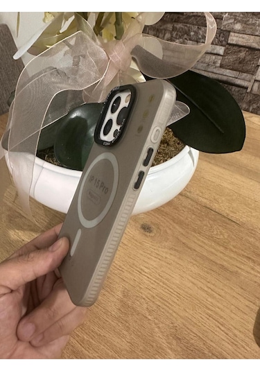 15 Pro Magsafe Destekli Kenar Korumalı Slikon Kılıf Gri