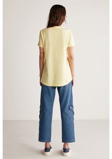 GRIMELANGE Samantha Kadın %100 Organik Pamuklu Comfort Fit Arkası Uzun Basic Örme Açık Sarı T-shirt Açık Sarı