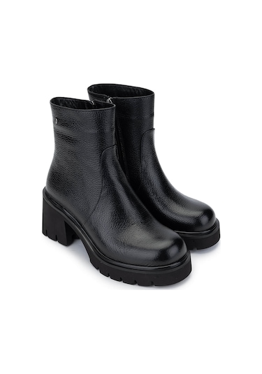 Tamer Tanca Kadın Hakiki Deri Siyah Floter Casual Bot 33 52000 Bn Bot Sk24-25 Sıyah Fltr Siyah