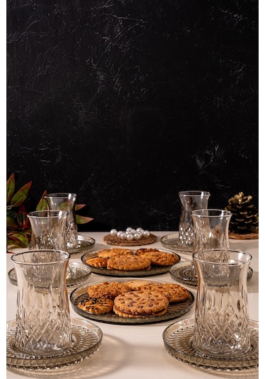 Mest 18 Parça 6 Kişilik Füme Pasta Tabaklı Çay Bardağı Seti 132 Cc - Şık Ve Zarif Füme