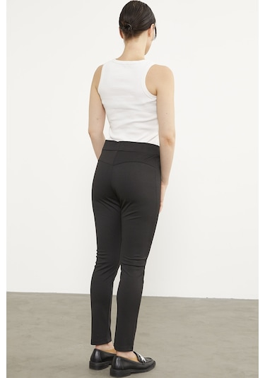 Beli Lastikli Parça Detaylı Tayt - Siyah 001