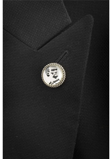 Beyaz Zemin Üzeri Atatürk İmzası Ve Silüeti Gümüş Rozet -5856 Gümüş