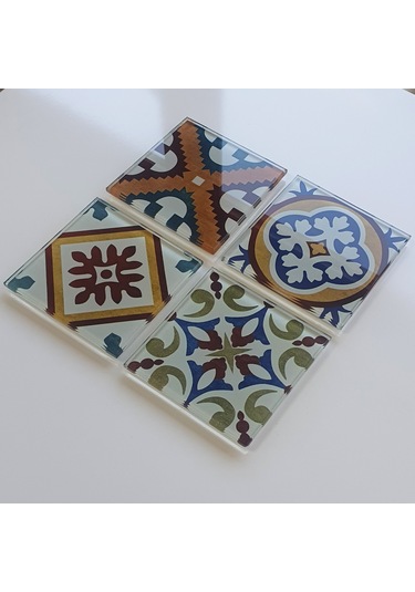 Decorita Cam Bardak Altlığı | Çini Desen |4'lü Takım| 10cm x 10cm Çok Renkli