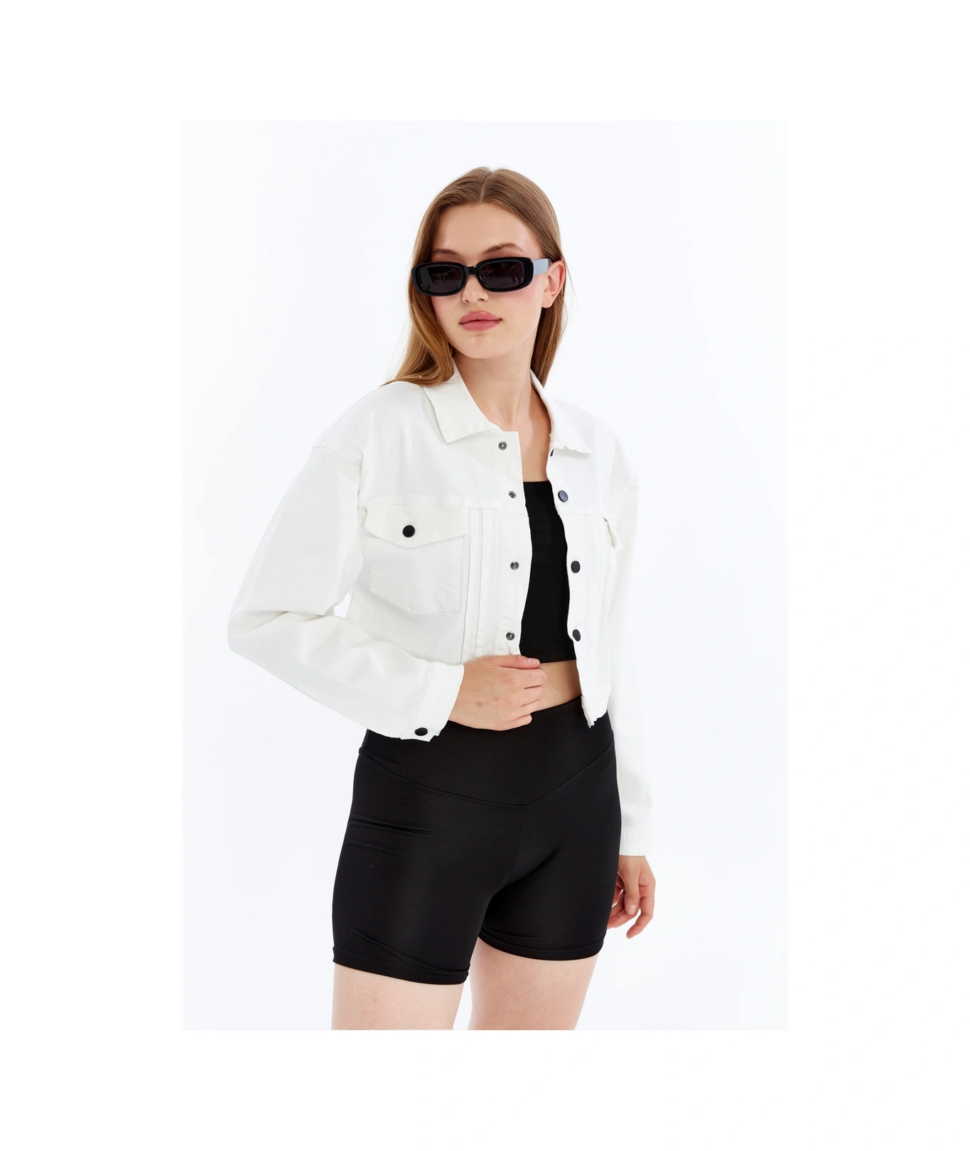 Kadın Bomber Gabardin Ceket Çıt Çıt Düğmeli Kolej Kot Ceket Cepli Renkli Kolay Kombinlenebilen Ceket Beyaz