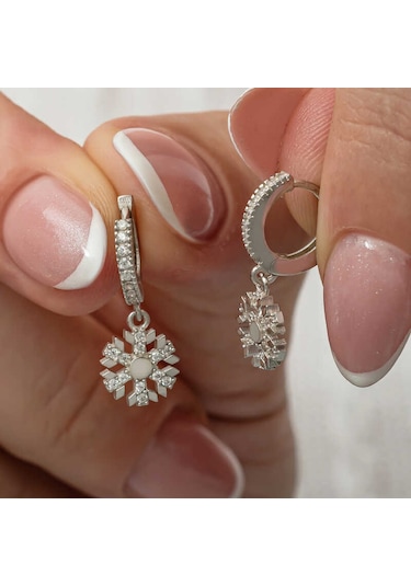 Gümüş Sallantılı Kar Tanesi Kadın Küpe 14 MM-Gümüş