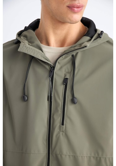 DeFacto Su İtici Regular Fit Mevsimlik Baharlık Kapüşonlu Fermuarlı Mont D7883AX25SPKH401 DeFacto Su İtici Regular Fit Mevsimlik Baharlık Kapüşonlu Fermuarlı Mont D7883AX25SPKH401