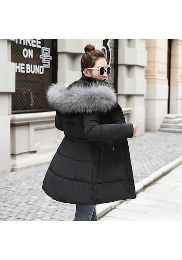Kışlık Yaka Kürklü Orta Boy Kadın Şişme Mont Siyah