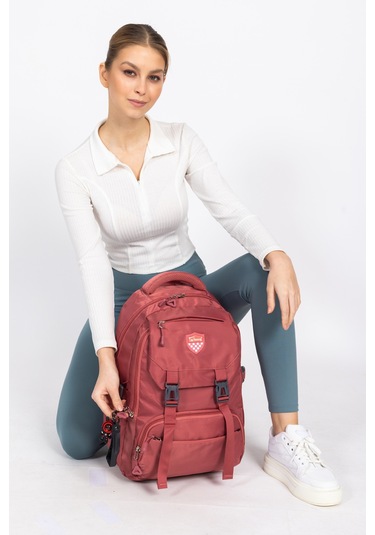 Güçlü Duruş, Maksimum Konfor: Tok Yapılı Günlük Sırt Çantası - Kırmızı Kırmızı
