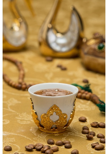 Sena 6 Kişilik Porselenli Zemzem Mırra Takımı Altın Renkli