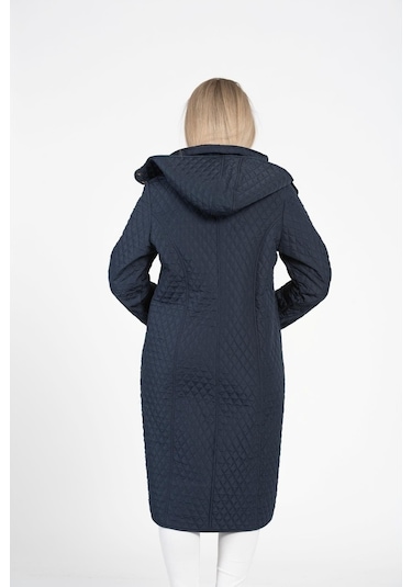 Vetre Kadın Kapitone Mont (105 Cm) Lacivert Büyük Beden 1018 Çok Renkli