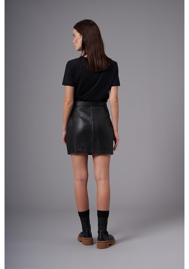 Noemi Siyah Deri Etek 222512 001