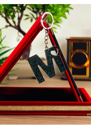 Harfli Anahtarlık Epoksi Kişiye Özel Yapım El Yapımı Harf Anahtarlık Kalp Model Özel Tasarım Hediyelik Ürün Kalp Desenli Simli Anahtarlık Altın - Gümüş