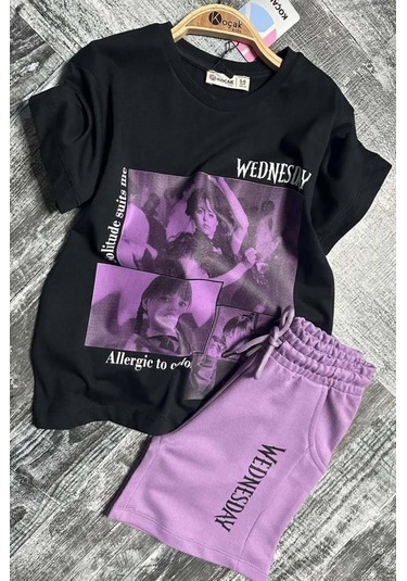 Riccotarz Kız Çocuk Wednesday Baskı Figürlü Ve Yazı Baskılı Penye T-shirt Lila Şortlu Takım Lila