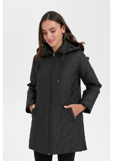 Desen Triko Kadın Yanları Çıtçıtlı Yaprak Desenli Kapüşonlu Araboy Kapitone Kaban 24419 Siyah Siyah