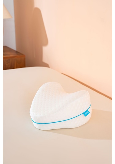 Visco Kalp Model Diz Arası Ortopedik Yastık Bacak Arası Yastık Visco Yastık 25 25 15cm Beyaz