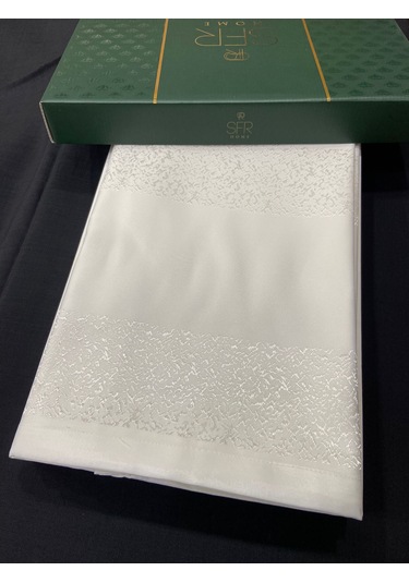 Şerit Pano Desen Leke Tutmaz Yemek Masa Örtüsü 160x220 Cm Krem