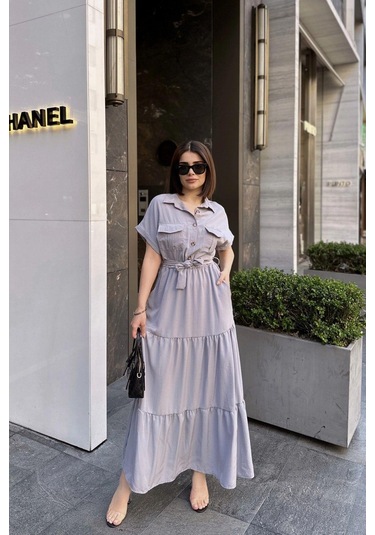 Gri Kısa Kol, Airobin Kumaş, Yarım Patlı, Kemerli/kuşaklı, Eteği Pliseli, Cepli Maxi Uzun Elbise Gri