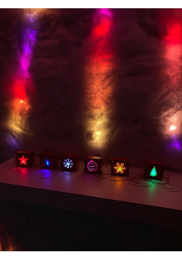 Yılbaşı Ağacı Işıklı Süsler Kırmızı