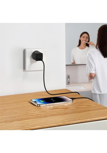 Baseus Gan5 Type-C PD 20 W Hızlı Şarj Cihazı Beyaz