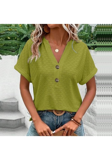 2023 İlkbahar Ve Yaz Yeni Kadın Moda Ve Rahat Düğme V Yaka T-shirt Kadınlar İçin Düz Renk Hollow Out T-shirt Yeşil