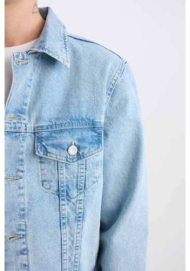 DeFacto %100 Pamuk Regular Fit Mevsimlik Baharlık Jean Ceket D8306AX25SPNM39