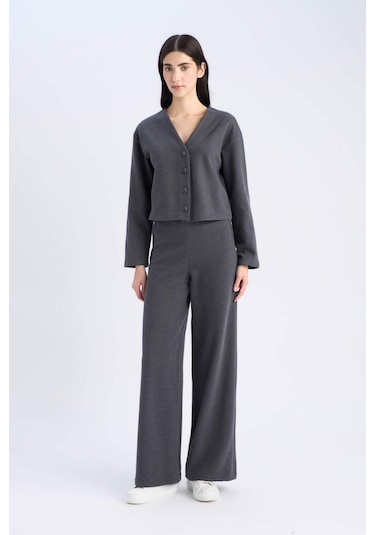 DeFacto 2'li Takım V Yaka Düğmeli Hırka Esnek Belli Geniş Paça Pantolon E9859AX24WNAR148