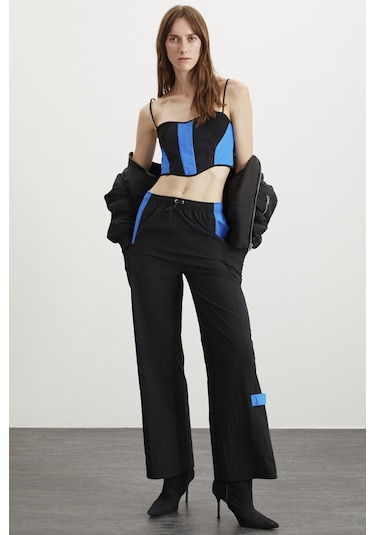 Grımelange Jeanette Kadın Beli Lastikli Stoper Detaylı Su Geçirmez Paraşüt Kumaş Siyah Pantolon Siyah