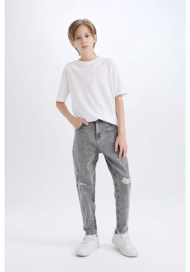 DeFacto Erkek Çocuk Balloon Fit Yırtık Detaylı Düz Paça Jean Pantolon C5707A824WNNM55