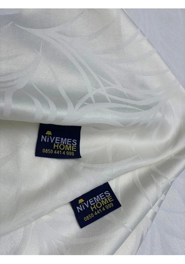 Nivemeshome 140x200 Krem Yaprak Desenli Leke Tutmaz Masa Örtüsü Krem