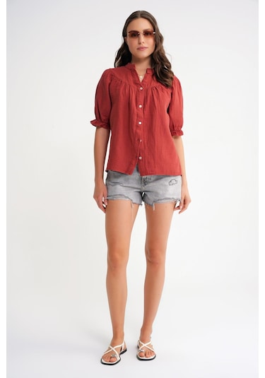 4725 Kadın Büzgü Robalı Kolu Fırfırlı Müslin Gömlek Kızılcık Kızılcık