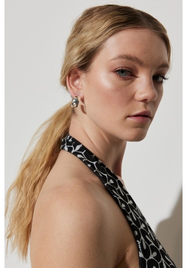 Regular Fit Normal Kesim V Yaka Kolsuz Crop Bluz Beyaz - Siyah