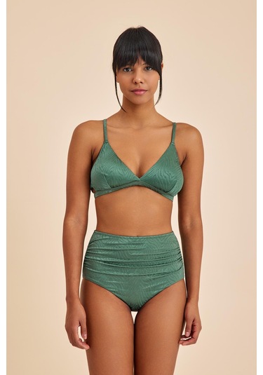 Bali Yeşil Dolgusuz Pedli Üçgen Bikini Üst Yeşil