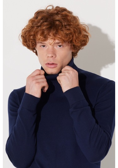 Lee Regular Fit Normal Kesim Pamuk Balıkçı Yaka Lacivert Tirko Kazak L83CKFHY Lacivert