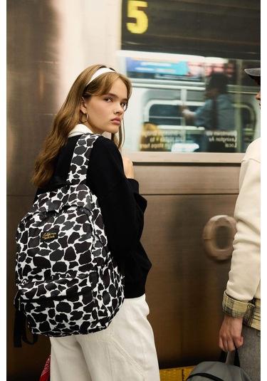 DeFacto Kadın Leopar Desenli Okul Sırt Çantası C5603AXNSKR1