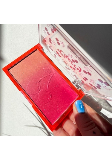 I Heart Revolution Ombre Blush Allık Cherry