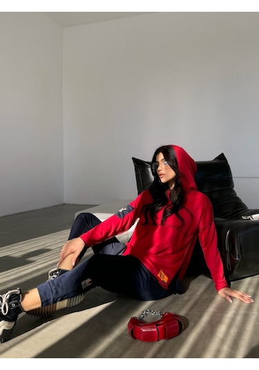 Ge Ticaret Kadın Kırmızı Kapşonlu Etek Ucu Detay Arma Ters Dikiş Gorunumlu Ikili Takım Kırmızı