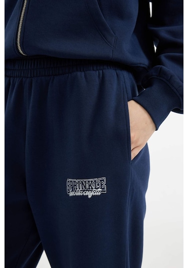 DeFacto Coool Jogger Eşofman Altı Beli Paçası Lastikli Cepli Z7072AZ24WNNV241 DeFacto Coool Jogger Eşofman Altı Beli Paçası Lastikli Cepli Z7072AZ24WNNV241