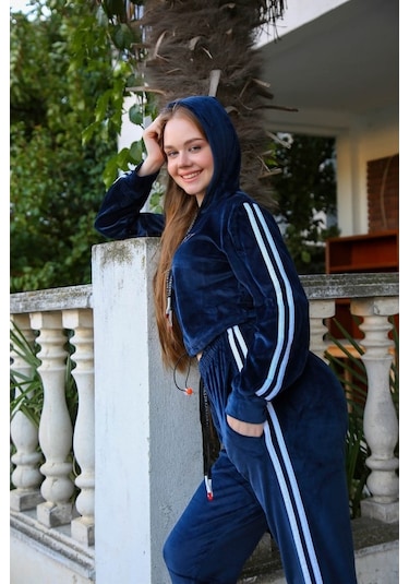 Akbeniz Kadın Kadife Kapşonlu Eşofman Takım 9059