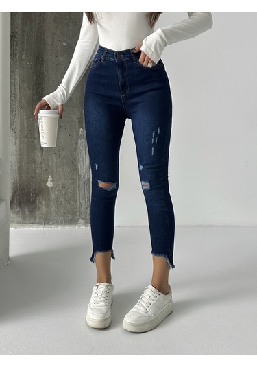 Kadın Paça Lazer Yırtık İşlemli Kot Dar Paça Lacivert