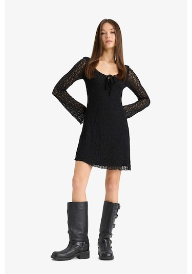 DeFacto V Yaka Dantel Uzun Kollu Mini Elbise F3465AX25SPBK81