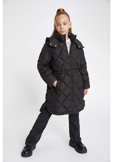 Defacto Kız Çocuk Su İtici Kapüşonlu Kapitoneli Uzun Kaban A0890A823AUBK27 Siyah Defacto Kız Çocuk Su İtici Kapüşonlu Kapitoneli Uzun Kaban A0890A823AUBK27 Siyah