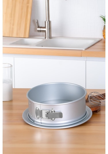 Acar Mate Yuvarlak Kelepçeli Kek Kalıbı -  31 Cm