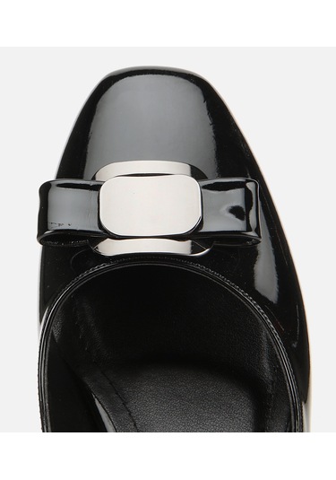 Hotiç Kadın Rugan Siyah Metal Detaylı Kalın Topuklu Ayakkabı 01ayh314850a100 01ayh314850a100 Siyah