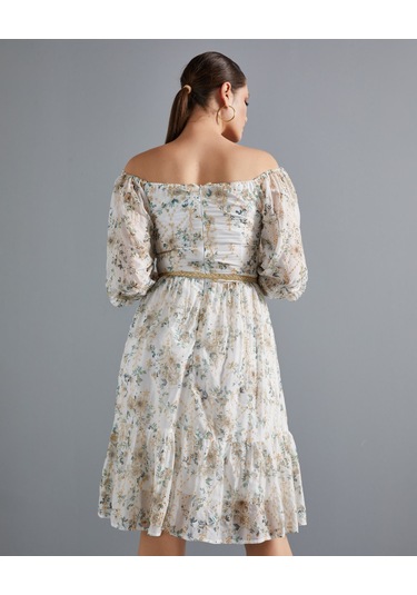 Çiçek Desenli Kadın Elbise - Omzu Açık - Düğme Detaylı - Modern Ve Şık Tasarım - Günlük Ve Özel Günler İçin Elbise Ekru